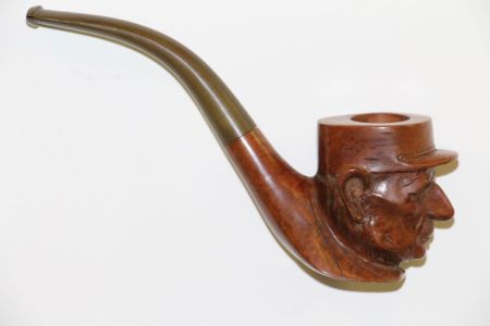 pipe De Gaulle