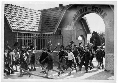 Le jardin-école de Montreuil, héritier des Murs à pêches : la transmission du jardinage urbain